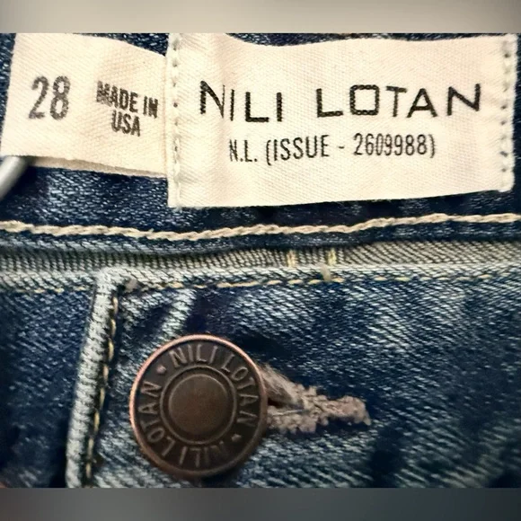Nili Lotan Shon Bow Leg Classic Wash Jeans size 28-6 Runs large see measurements - Picture 2 of 16